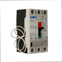 Eaton Series G complete molded case circuit breaker - GJS310032M